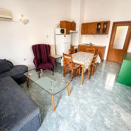Informat 1 - Pool And Seaview - Location Апартамент
