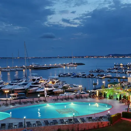 Апартамент Informat 1 - Pool And Seaview - Location Свети Влас